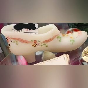 Fenton-satin hand painted signed shoe